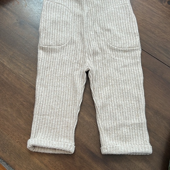 Zara soft knit jumpsuit/romper 2-3T girls - Picture 3 of 7